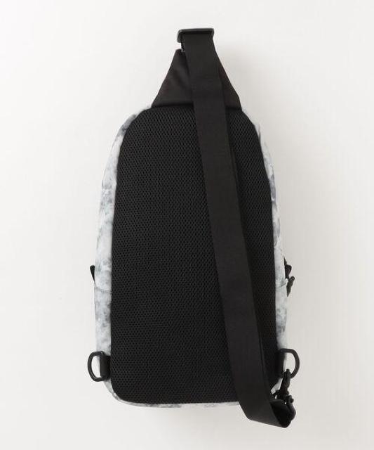 ☆OAKLEY オークリー ショルダーバッグ ボディバッグ/メンズ☆新品☆新作モデル < ブランド ☆OAKLEY オークリー ショルダーバッグ ボディバッグ/メンズ☆新品☆新作モデル < ブランドの