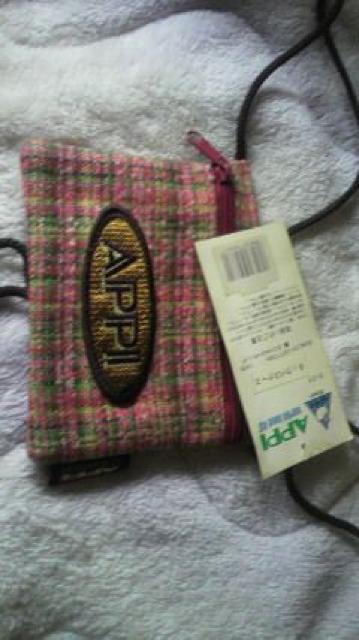 APPI ネックパスケース ピンクチェック 新品 タグ付き < 女性ファッション  APPI ネックパスケース ピンクチェック 新品 タグ付き  < 女性ファッションの