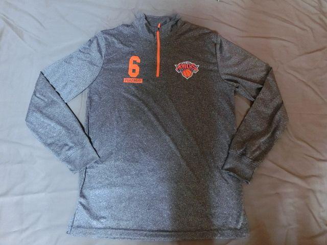 【NY Knicks】ポルジンギス ジップ式ロングTOPS US L < レジャー/スポーツ  【NY Knicks】ポルジンギス ジップ式ロングTOPS US L  < レジャー/スポーツの