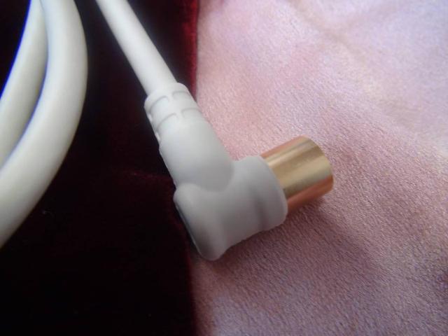 DXアンテナ テレビ接続ケーブル(【2m】L型プラグ⇔ストレート型!。 < 家電/AV  DXアンテナ テレビ接続ケーブル(【2m】L型プラグ⇔ストレート型!。 < 家電/AVの