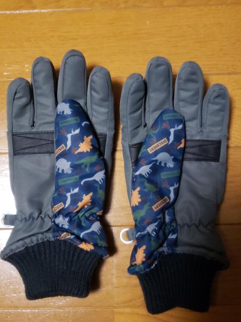 ☆新品同様☆男の子手袋☆7-8歳用 < キッズ/ベビー  ☆新品同様☆男の子手袋☆7-8歳用 < キッズ/ベビーの