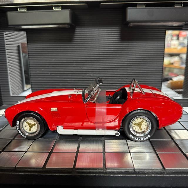 絶版未展示品 京商 1/18 コブラ427 レッド < ホビー  絶版未展示品 京商 1/18 コブラ427 レッド < ホビーの