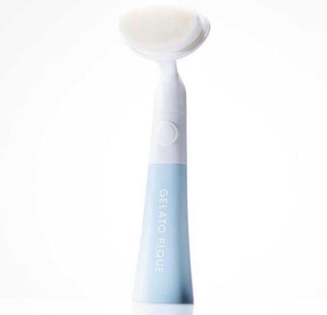 & ROSY アンドロージー雑誌付録★ジェラートピケ 音波洗顔ブラシ < 香水/コスメ/ネイル & ROSY アンドロージー雑誌付録★ジェラートピケ 音波洗顔ブラシ < 香水/コスメ/ネイルの