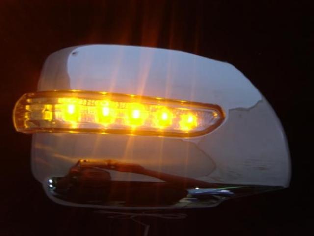 クロームメッキLEDミラーカバー ランドクルーザー 100系 < 自動車/バイク クロームメッキLEDミラーカバー ランドクルーザー 100系 < 自動車/バイク