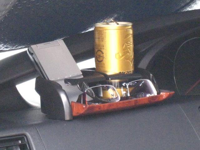 ☆2色より選択☆据え置き型ペアドリンクホルダーipod置き < 自動車/バイク ☆2色より選択☆据え置き型ペアドリンクホルダーipod置き < 自動車/バイク