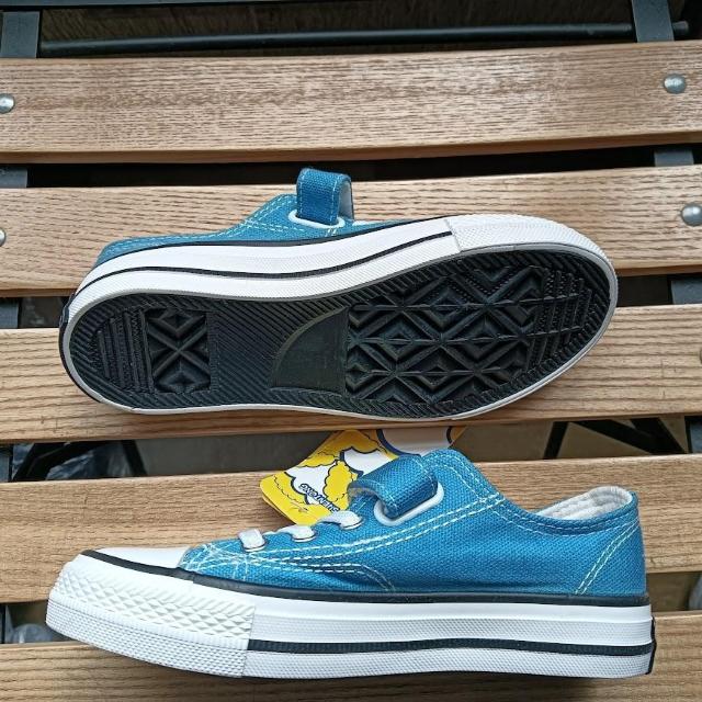 新品 18cm スニーカー ブルー 子供靴 キッズ 靴 シューズ 男女兼用 < キッズ/ベビー  新品 18cm スニーカー ブルー 子供靴 キッズ 靴 シューズ 男女兼用 < キッズ/ベビーの