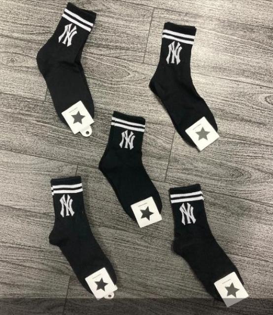 【新品】NYヤンキース ブラック ソックス 靴下 ※サイズ25〜29cm 1組5足 ※韓国 < 男性ファッション  【新品】NYヤンキース ブラック ソックス 靴下 ※サイズ25〜29cm 1組5足 ※韓国  < 男性ファッションの