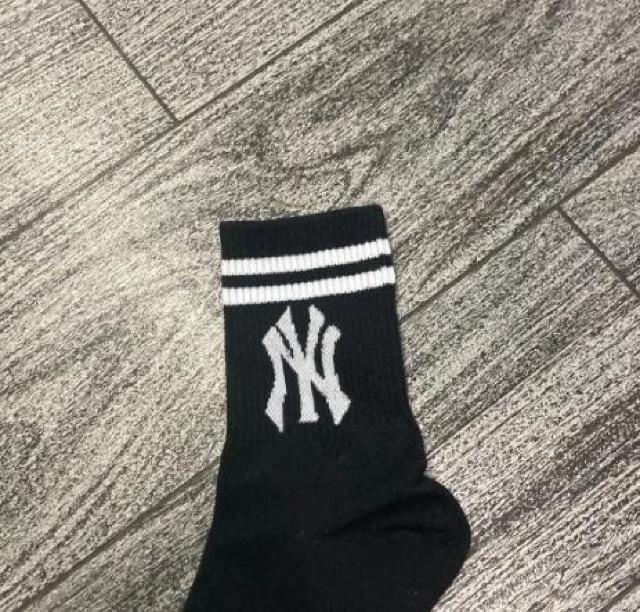【新品】NYヤンキース ブラック ソックス 靴下 ※サイズ25〜29cm 1組5足 ※韓国 < 男性ファッション  【新品】NYヤンキース ブラック ソックス 靴下 ※サイズ25〜29cm 1組5足 ※韓国 < 男性ファッションの