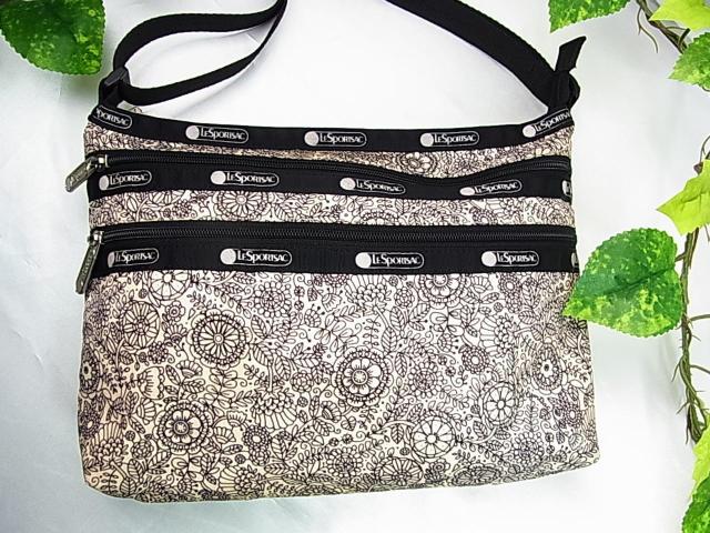 500円スタ【正規品】LeSportsac(レスポートサック)斜めがけショルダーバッグ < ブランド 500円スタ【正規品】LeSportsac(レスポートサック)斜めがけショルダーバッグ < ブランドの