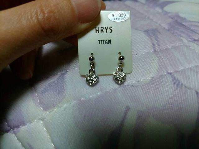 ストーンピアス ハート 新品未使用 シルバー ピアス < 女性アクセサリー/時計 ストーンピアス ハート 新品未使用 シルバー ピアス < 女性アクセサリー/時計の