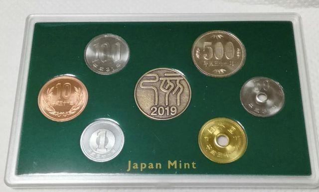 ☆昭和64年+平成元年+平成31年+天皇陛下御在位30年/豪華フルセット < ホビー ☆昭和64年+平成元年+平成31年+天皇陛下御在位30年/豪華フルセット < ホビーの