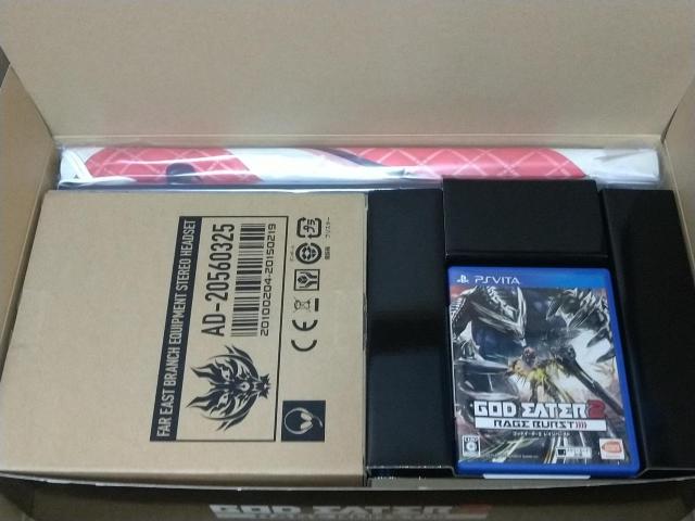 PSVITA GOD EATER 2 RAGE BURST 極東支部支給ヘッドセット付き特装版 限定版 < ゲーム本体/ソフト  PSVITA GOD EATER 2 RAGE BURST 極東支部支給ヘッドセット付き特装版 限定版 < ゲーム本体/ソフトの