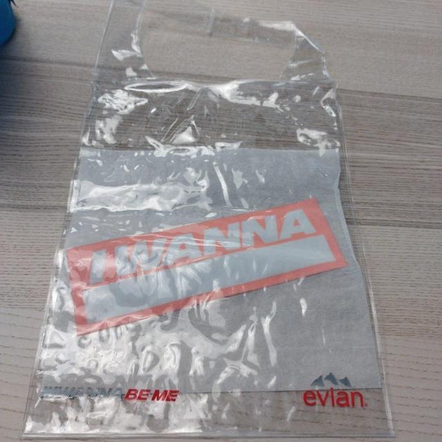 evian I WANNA クリアトートバッグ < 女性ファッション  evian I WANNA クリアトートバッグ < 女性ファッションの