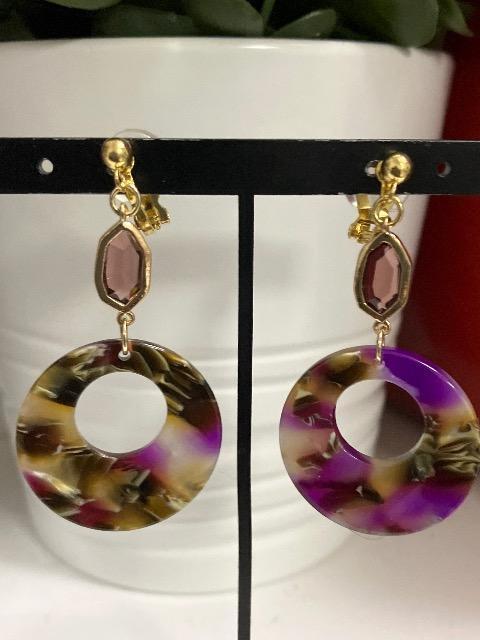 ハンドメイド アクリルフープを使用したイヤリング < 女性ファッション  ハンドメイド アクリルフープを使用したイヤリング  < 女性ファッションの