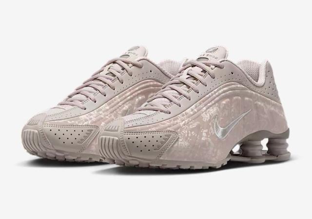 ☆NIKE SHOX R4☆ < ブランド ☆NIKE SHOX R4☆ < ブランドの