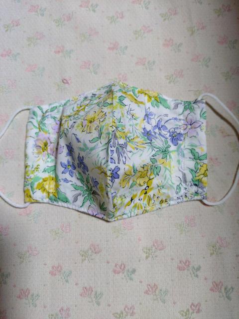 【送料無料】ハンドメイド 大人用マスク 小さめ リバティ柄 < ペット/手芸/園芸 【送料無料】ハンドメイド 大人用マスク 小さめ リバティ柄 < ペット/手芸/園芸の