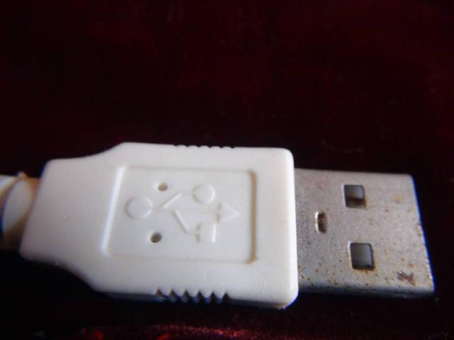 USB[qCg!  Ɠd/AV 