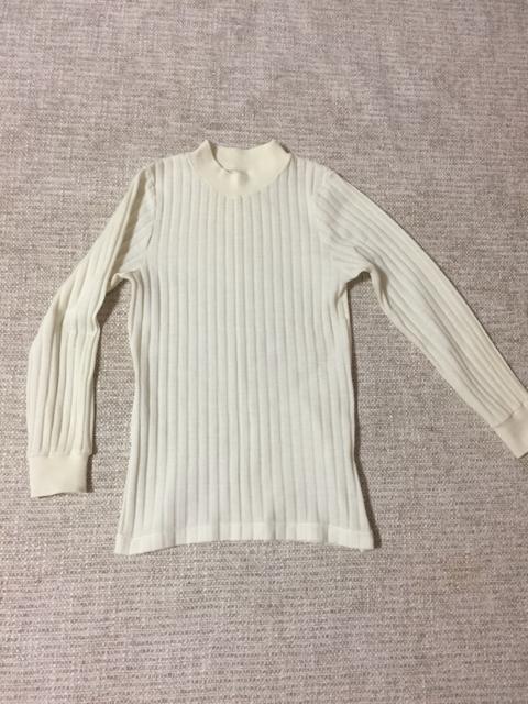 496.新品☆長袖トップス☆アイボリー☆M程度 < 女性ファッション  496.新品☆長袖トップス☆アイボリー☆M程度  < 女性ファッションの