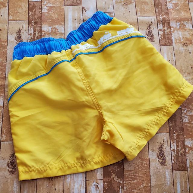 美品*きかんしゃトーマスとなかまたち*水着*トランクス型*黄色×水色*キッズ*男の子*100*マリン柄 < キッズ/ベビー  美品*きかんしゃトーマスとなかまたち*水着*トランクス型*黄色×水色*キッズ*男の子*100*マリン柄 < キッズ/ベビーの