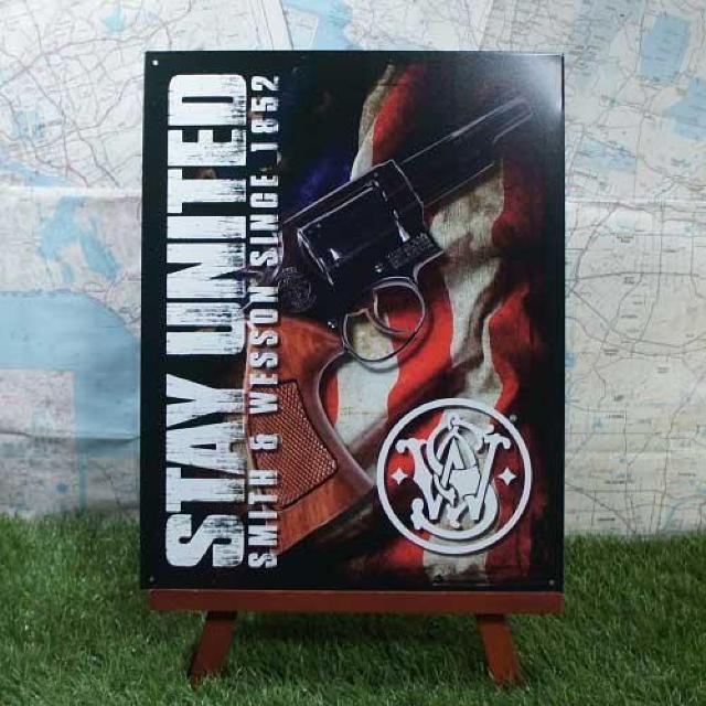 新品【ブリキ看板】Smith & Wesson/スミス&ウェッソン Stay United < ホビー  新品【ブリキ看板】Smith & Wesson/スミス&ウェッソン Stay United  < ホビーの