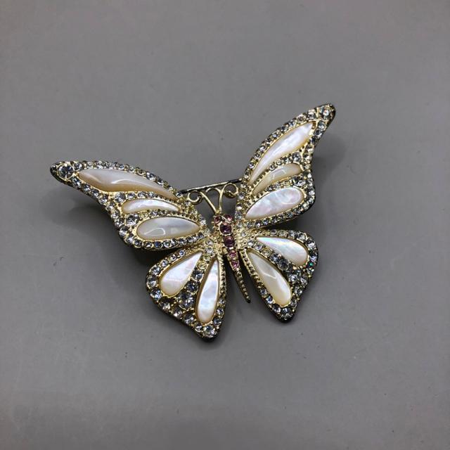 ���� AGATHA �A�K�^ ���X �u���[�` 