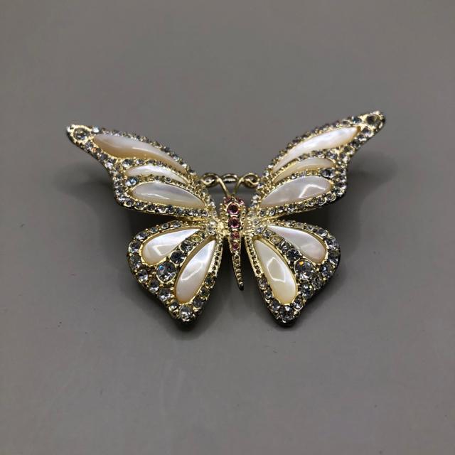 ���� AGATHA �A�K�^ ���X �u���[�`