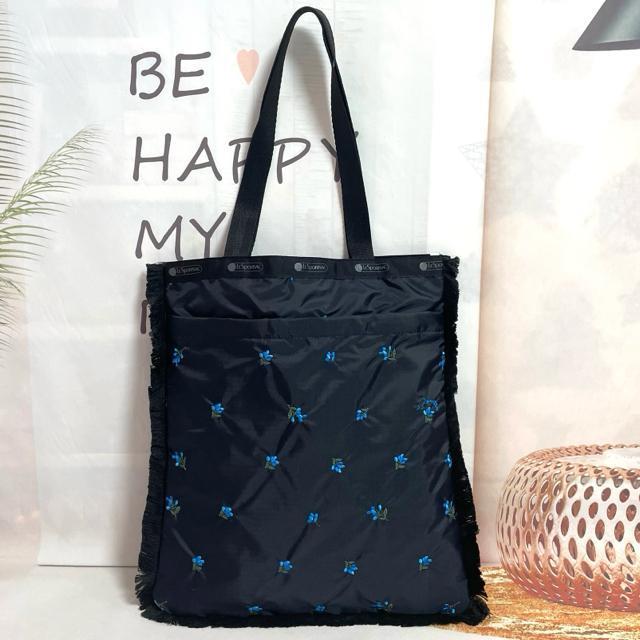 ★新品未使用★LeSportsac レスポートサック ベイベリーフィールド 刺繍 トートバッグ 2339 送料無料 < 女性ファッション  ★新品未使用★LeSportsac レスポートサック ベイベリーフィールド 刺繍 トートバッグ 2339 送料無料 < 女性ファッションの