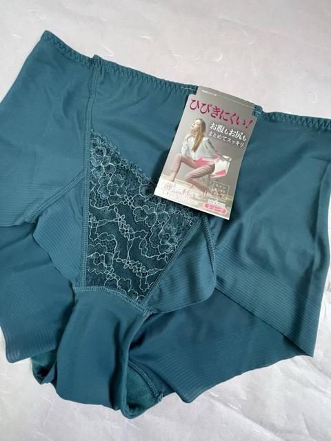 LLサイズ!光沢感あるツルサラと薄く軽いパワーネットでお腹押さえて!お尻もスッキリ一枚ばきOK!まとめてスッキリ!ガードルショーツ < 女性ファッション  LLサイズ!光沢感あるツルサラと薄く軽いパワーネットでお腹押さえて!お尻もスッキリ一枚ばきOK!まとめてスッキリ!ガードルショーツ  < 女性ファッションの