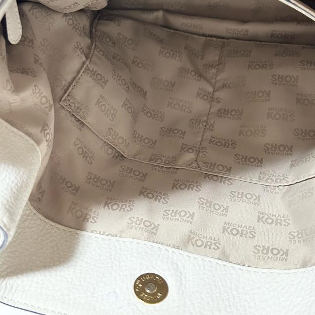 美品 MICHAEL KORS マイケルコース ワンショルダーバッグ レザー ホワイト 35T8GJPL3L < ブランド 美品 MICHAEL KORS マイケルコース ワンショルダーバッグ レザー ホワイト 35T8GJPL3L < ブランドの