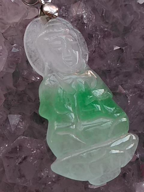 透明感 氷翡翠の観音様のお守りペンダントトップ < 女性アクセサリー/時計 透明感 氷翡翠の観音様のお守りペンダントトップ < 女性アクセサリー/時計の
