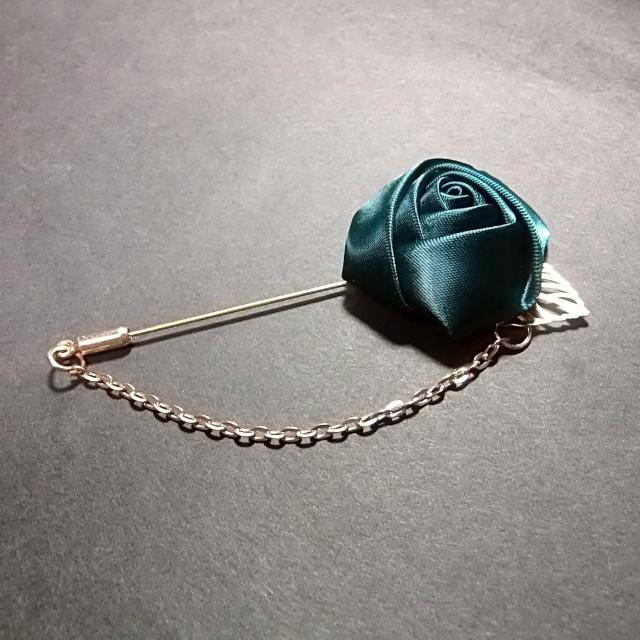 送料無料 バラ 薔薇 チェーン付き ラペルピン コサージュ 緑色 ローズ < 男性アクセサリー/時計  送料無料 バラ 薔薇 チェーン付き ラペルピン コサージュ 緑色 ローズ < 男性アクセサリー/時計の