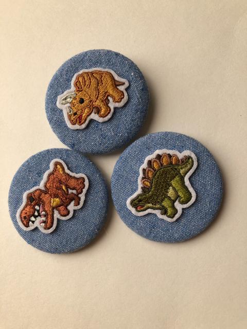 ハンドメイド 缶バッジ 恐竜 保育園 幼稚園 入園準備 プレゼント < 女性ファッション  ハンドメイド 缶バッジ 恐竜 保育園 幼稚園 入園準備 プレゼント < 女性ファッションの