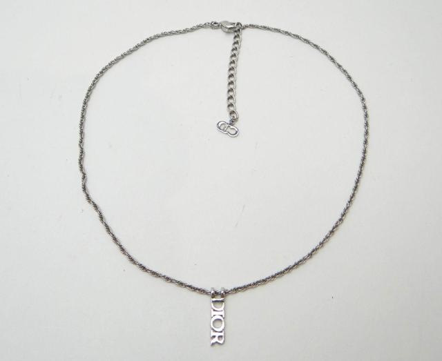 Christian Dior �f�B�I�[�� Dior���S �l�b�N���X �`���[�J�[ �V���o�[��USED���y���������z �� �u�����h�� 