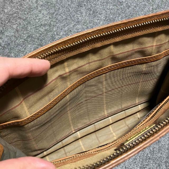 yBe[WzyBurberrys / o[o[Yz Nb`obO  uh 