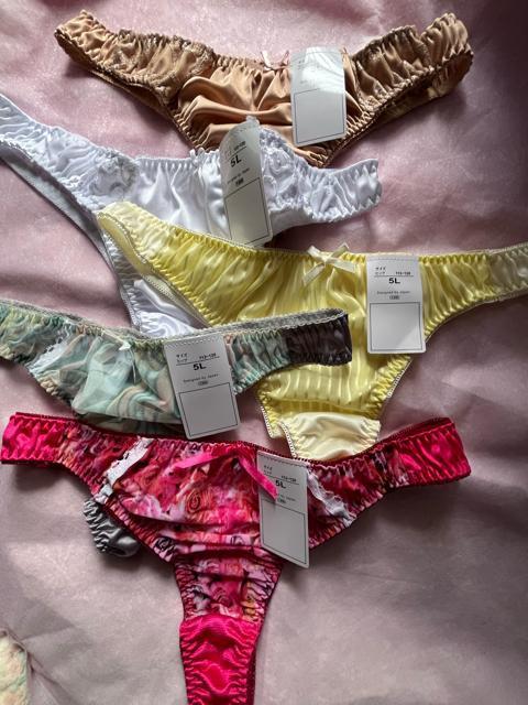 5Lサイズ!5枚セット!光沢ツルツル素材!シフォン使い!高貴品格!色とりどり!エレガント!Tバックショーツ!No.花 < 女性ファッション 5Lサイズ!5枚セット!光沢ツルツル素材!シフォン使い!高貴品格!色とりどり!エレガント!Tバックショーツ!No.花 < 女性ファッションの