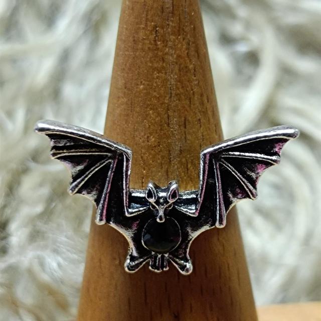 新品★羽を広げたコウモリリング/13号 < 女性アクセサリー/時計  新品★羽を広げたコウモリリング/13号  < 女性アクセサリー/時計の