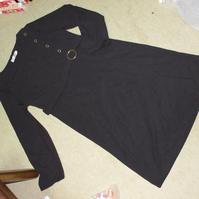 未使用☆長袖ワンピース*モード系*ベルトモチーフ(ブラック) < 女性ファッション  未使用☆長袖ワンピース*モード系*ベルトモチーフ(ブラック)  < 女性ファッションの