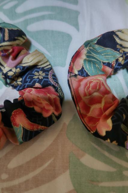 ★処分品★黒×紗綾形金彩鶴丸富士牡丹マリ大柄シュシュ大小2個セット < 女性ファッション  ★処分品★黒×紗綾形金彩鶴丸富士牡丹マリ大柄シュシュ大小2個セット < 女性ファッションの