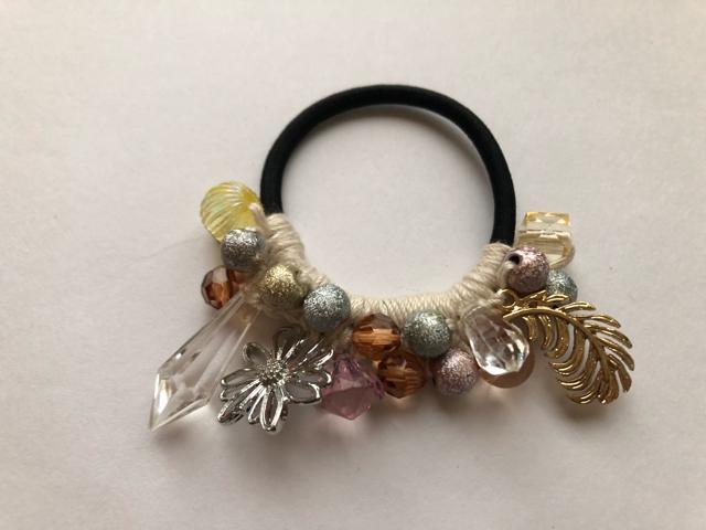 ハンドメイド ヘアゴム  キラキラビーズ 盛り盛り♪ ガーリー < 女性ファッション  ハンドメイド ヘアゴム  キラキラビーズ 盛り盛り♪ ガーリー  < 女性ファッションの