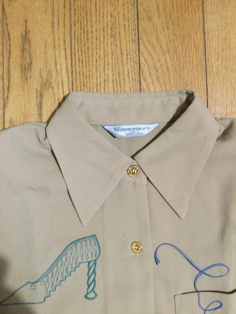 刺繍 アップリケつき長袖ブラウス  H74 < 女性ファッション  刺繍 アップリケつき長袖ブラウス  H74 < 女性ファッションの