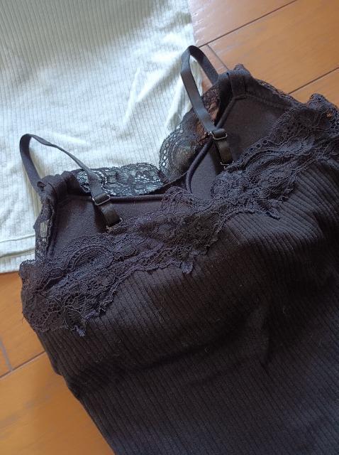 tu-hacci★スゴ盛り★入札カップアップ★カップ付きキャミソール黒.新品★ツーハッチ★ < 女性ファッション  tu-hacci★スゴ盛り★入札カップアップ★カップ付きキャミソール黒.新品★ツーハッチ★ < 女性ファッションの