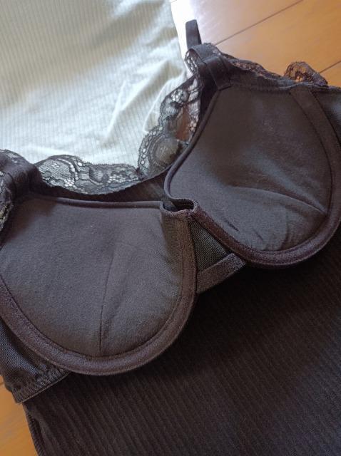 tu-hacci★スゴ盛り★入札カップアップ★カップ付きキャミソール黒.新品★ツーハッチ★ < 女性ファッション  tu-hacci★スゴ盛り★入札カップアップ★カップ付きキャミソール黒.新品★ツーハッチ★ < 女性ファッションの