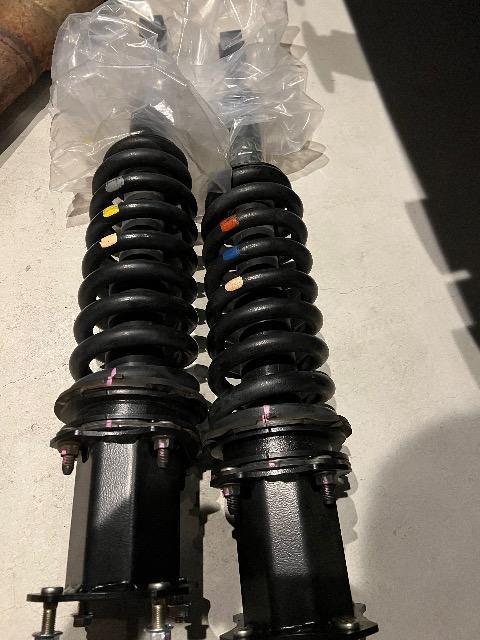 USトヨタ タンドラ純正フロントショックとブロックセット。 < 自動車/バイク USトヨタ タンドラ純正フロントショックとブロックセット。 < 自動車/バイク