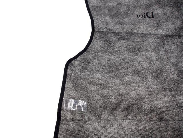 ディオール バックステージ エプロン 化粧 メイクケープ 不織布 ふちどり Parfums Christian Dior【正規品】 < ブランド ディオール バックステージ エプロン 化粧 メイクケープ 不織布 ふちどり Parfums Christian Dior【正規品】 < ブランドの