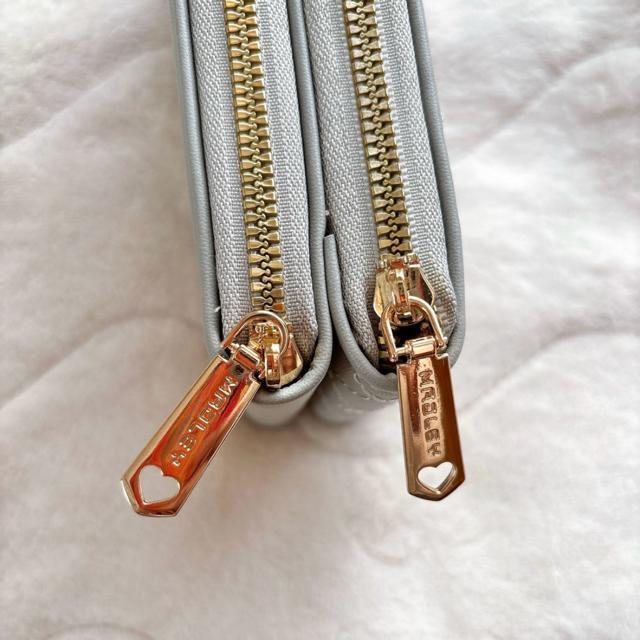 �X�}�z�V�����_�[�o�b�O �� �����t�@�b�V������ 