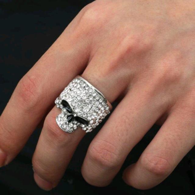 新品★スカルヘッドゴージャスリング/17号 < 男性アクセサリー/時計  新品★スカルヘッドゴージャスリング/17号 < 男性アクセサリー/時計の