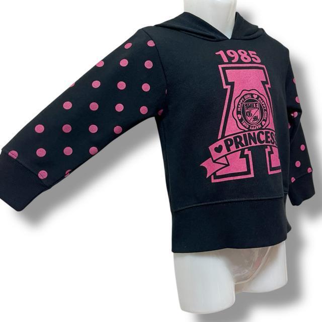 【95】袖ドット柄切替ロゴプリントフーディー < キッズ/ベビー 【95】袖ドット柄切替ロゴプリントフーディー < キッズ/ベビーの