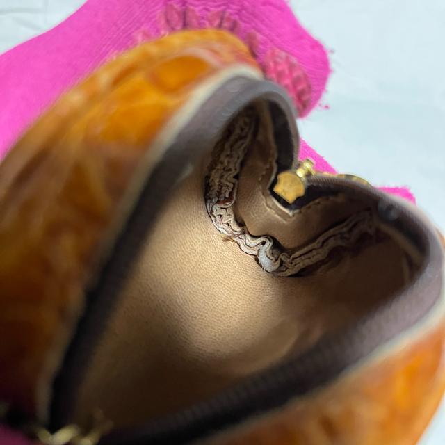 yAronni RomanazyC^Az NR_C {v RCP[X  t@bV 