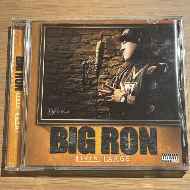 �yBIG RON�zLIVIN' LARGE  �� CD/DVD/�r�f�I�� 