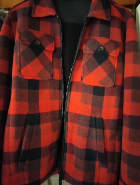 ユニクロ 313-054487 赤黒チェック柄 厚手ジップアップシャツジャケット < 女性ファッション ユニクロ 313-054487 赤黒チェック柄 厚手ジップアップシャツジャケット < 女性ファッションの